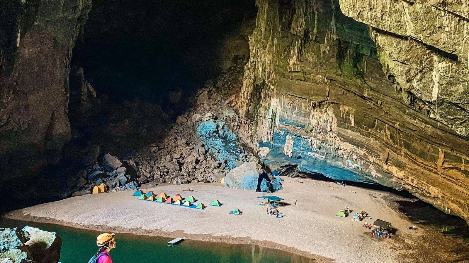 Begin your Quang Binh Tours with a scenic adventure